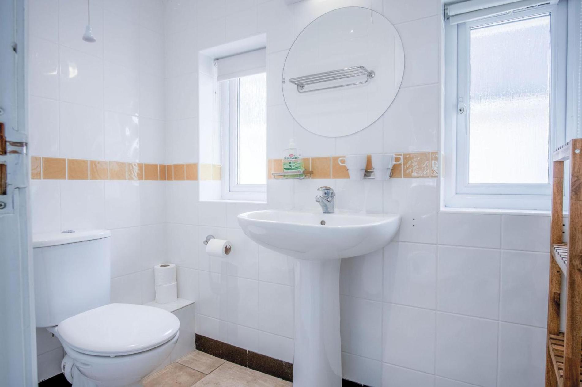 Ewyn Y Don - 2 Bedroom Apartment - Pendine Buitenkant foto