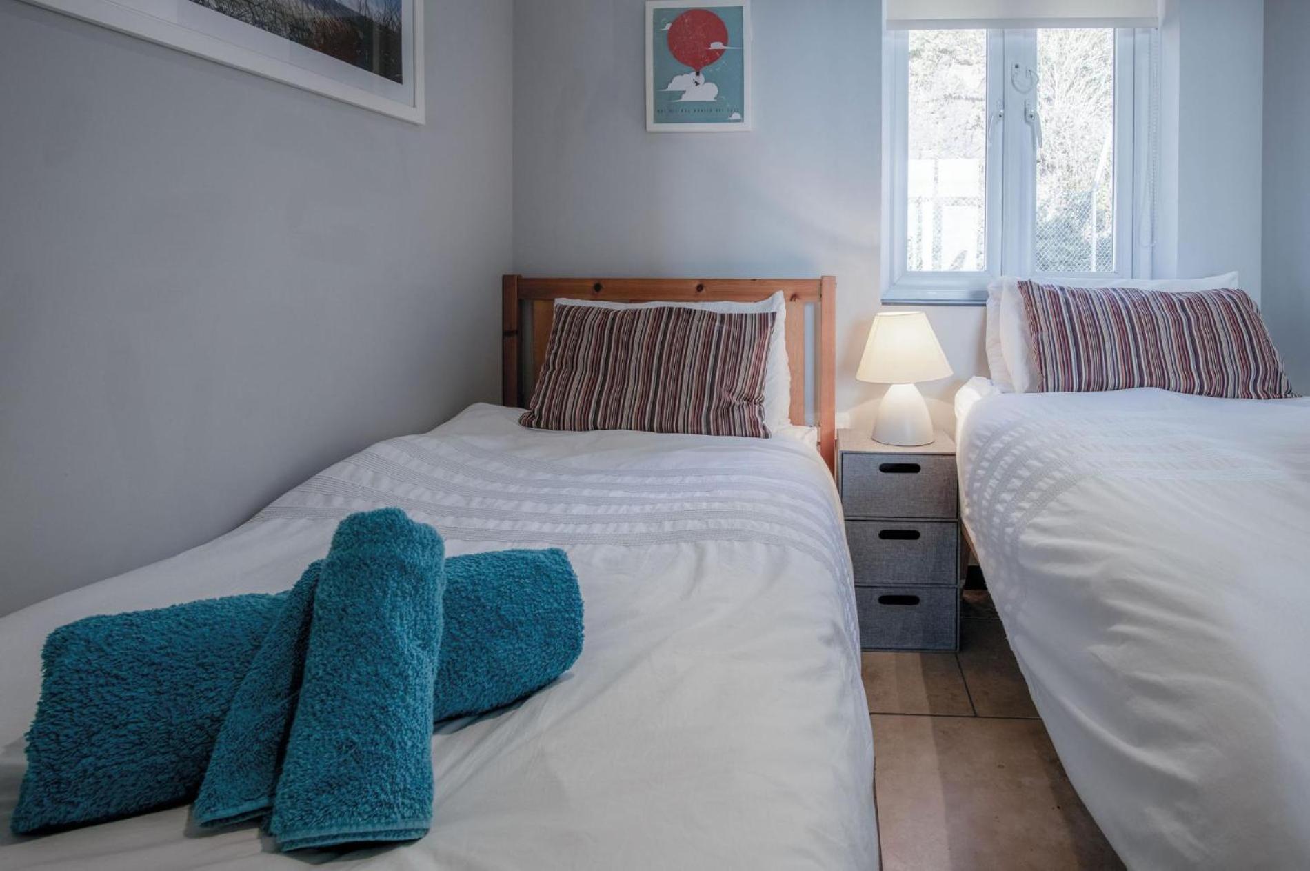 Ewyn Y Don - 2 Bedroom Apartment - Pendine Buitenkant foto