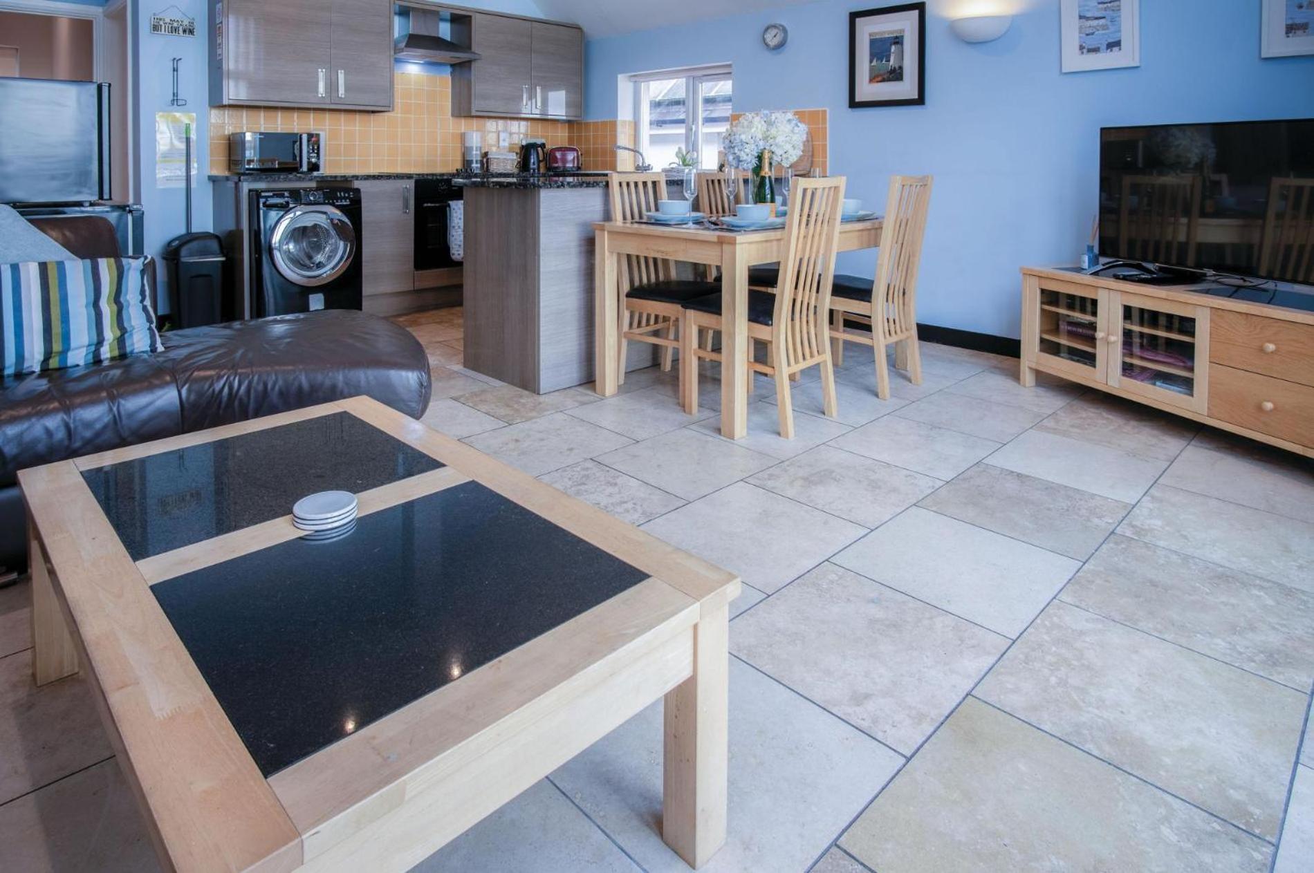 Ewyn Y Don - 2 Bedroom Apartment - Pendine Buitenkant foto