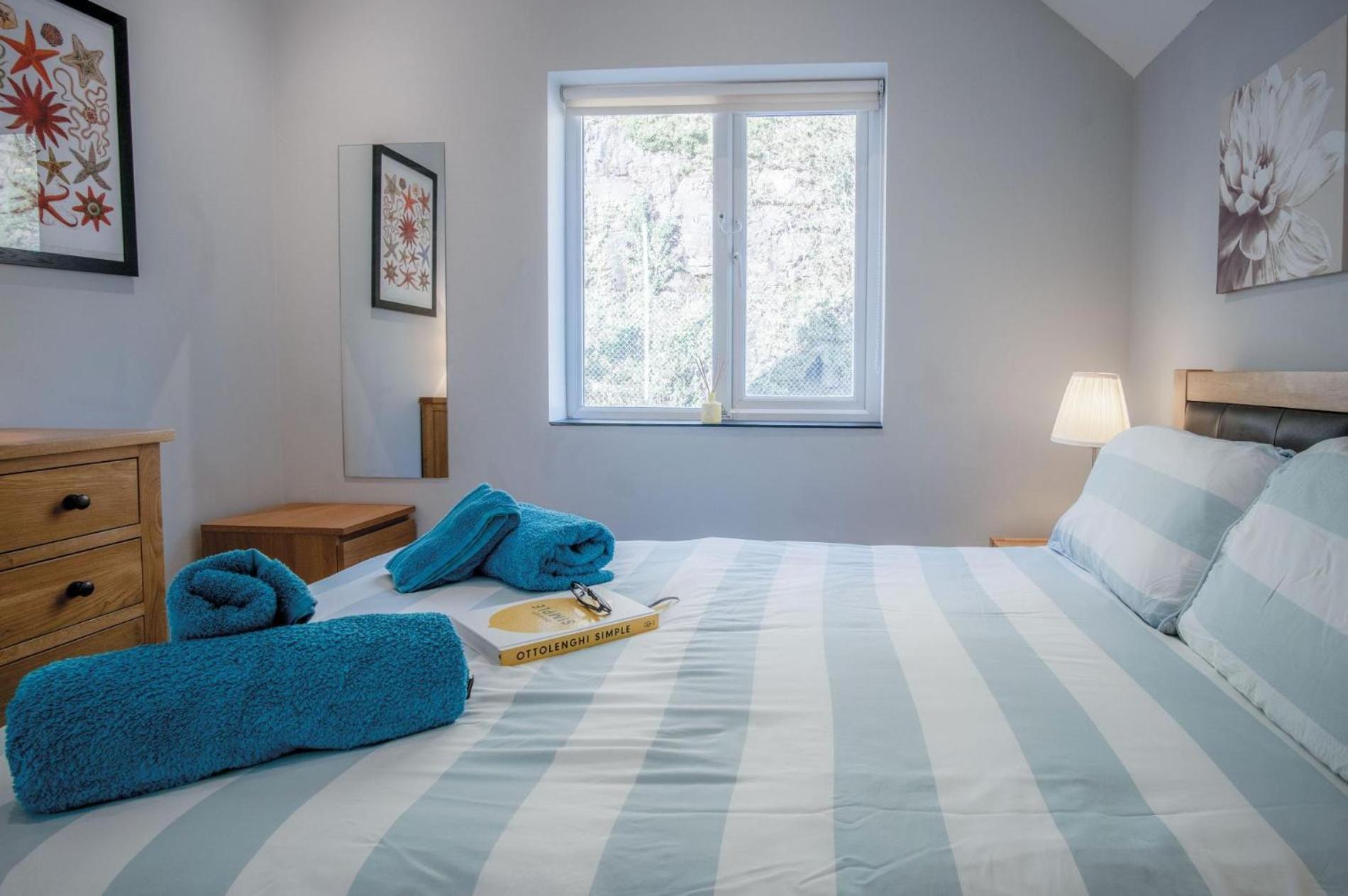 Ewyn Y Don - 2 Bedroom Apartment - Pendine Buitenkant foto