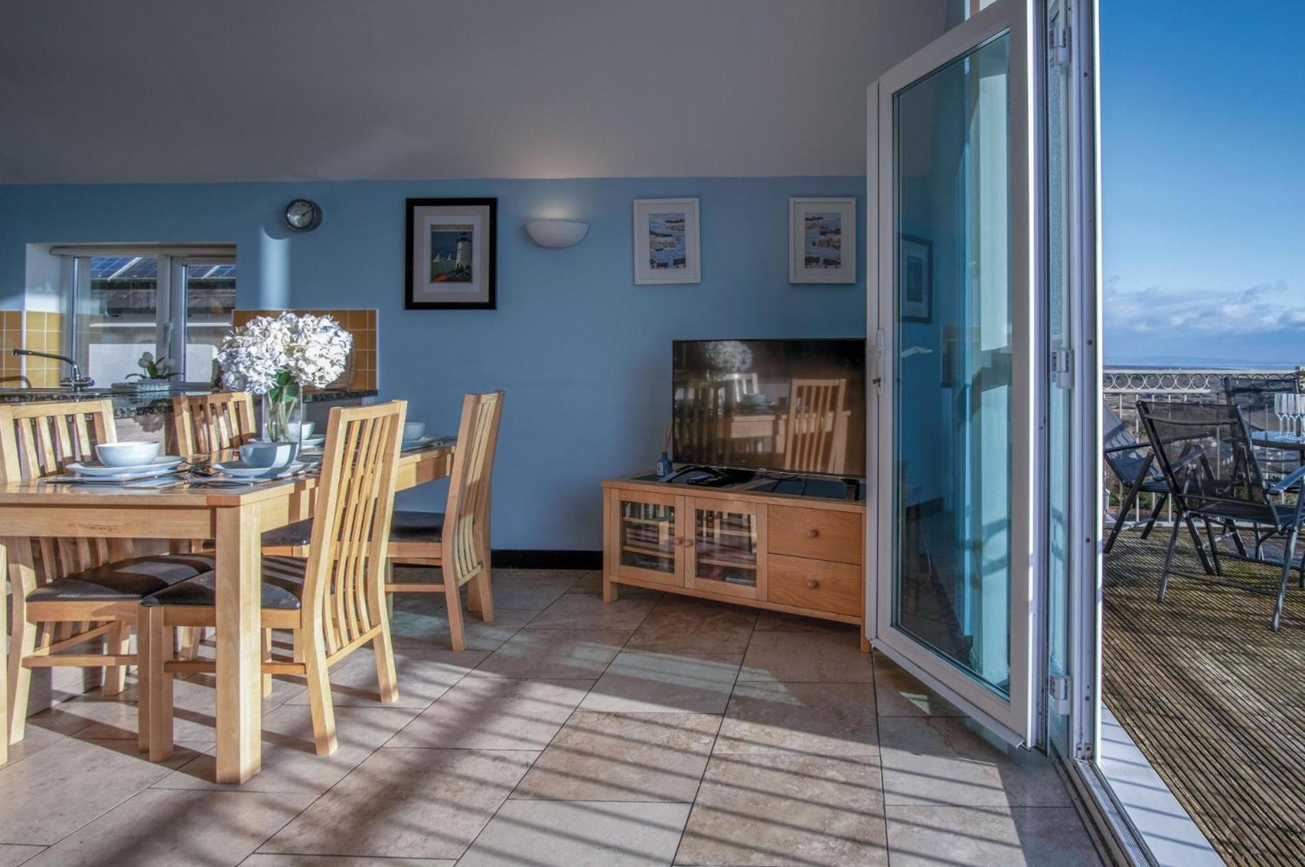 Ewyn Y Don - 2 Bedroom Apartment - Pendine Buitenkant foto