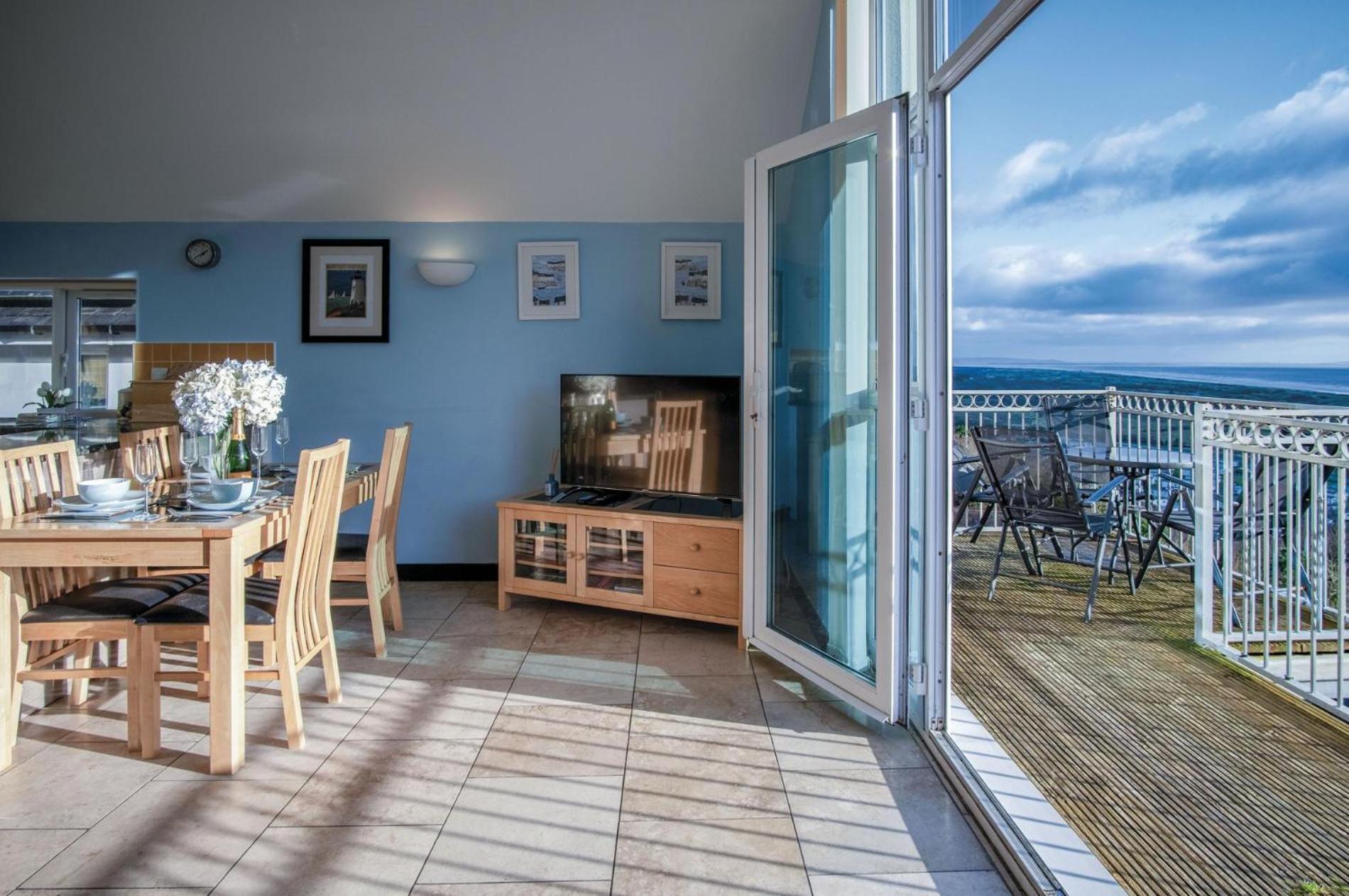 Ewyn Y Don - 2 Bedroom Apartment - Pendine Buitenkant foto